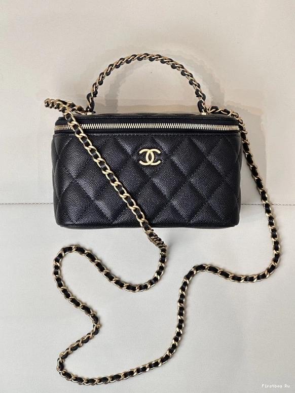 Firstbag Ru CHAIN-16x9.5x8cm WITH SMALL VANITY CHANEL CHANELASSIC 0817